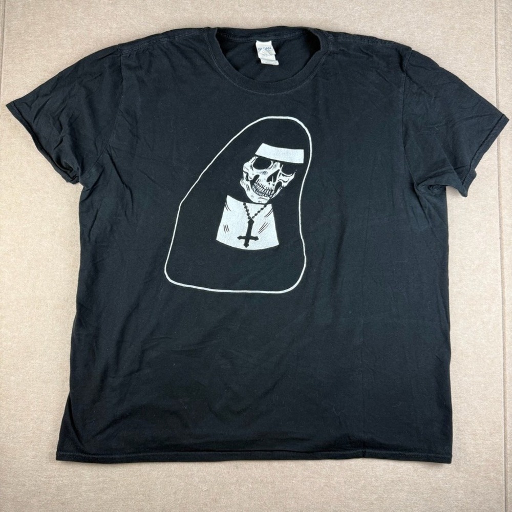 Gothic Skull Nun Shirt Mens XL Black Inverted Cross Horror Occult Graphic Tee